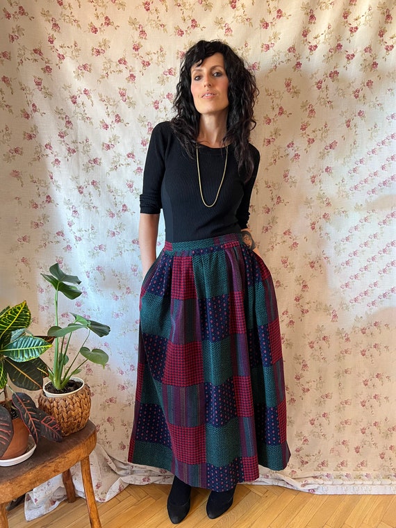 Burgundy cord skirt online
