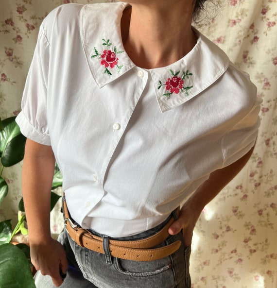 Vintage peter pan collar babydoll shirt floral embroi… Gem