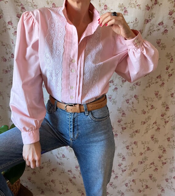 Gibson Lace Bow Shirt