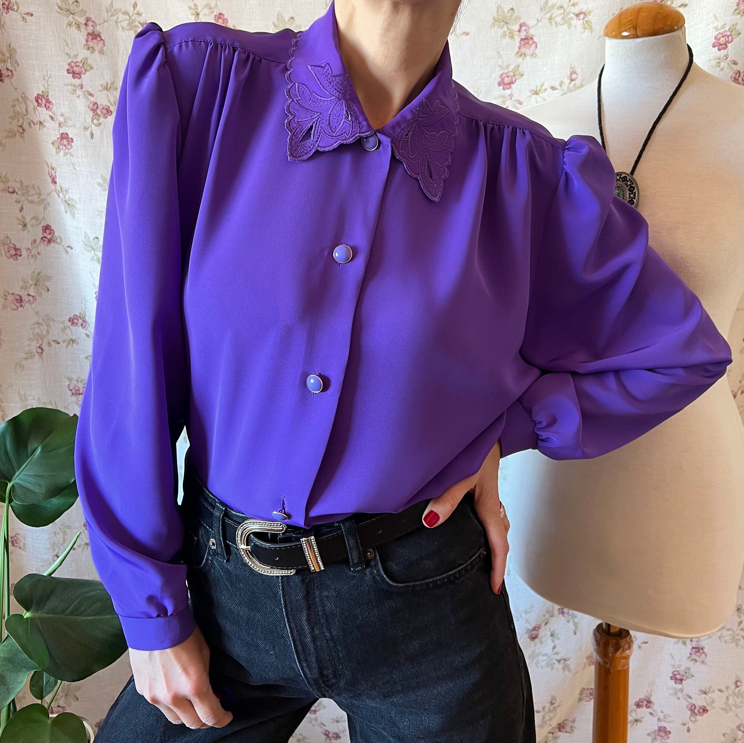 blusa satin morada