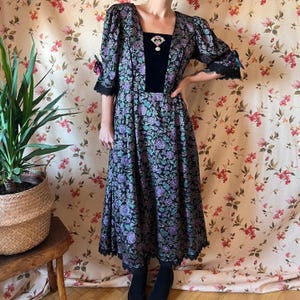 Vintage black floral dress 80s 2XL, plus size purple iridescent lavender brocade velvet folk lace midi goth romantic baroque dirndl party