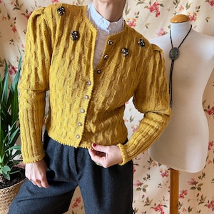 Vintage wool cardigan mustard 80s S, mutton Victorian Austrian alpine goblin hygge beaded folk puff cableknit dirndl trachten rustic cottage
