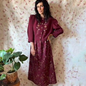 Vintage gold embroidered dress 90s XL, Japanese style romantic bohemian artsy double layer elegant burgundy modest wedding feminine tieback