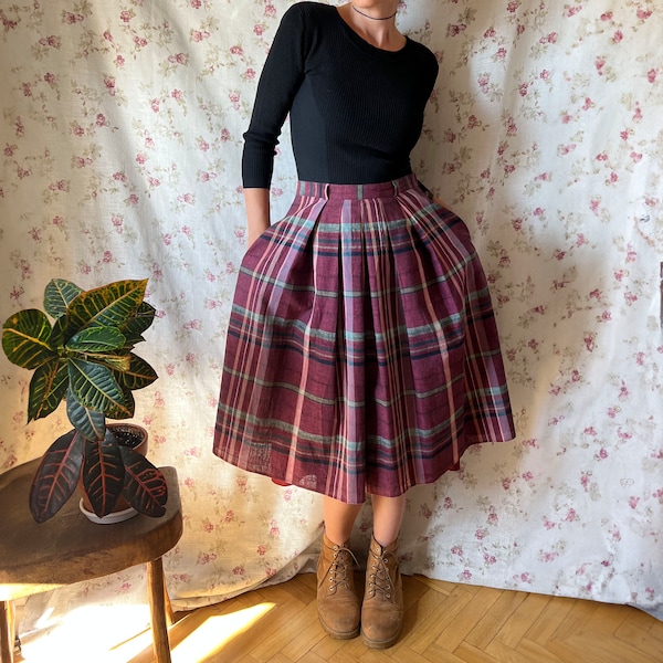 Vintage dark academia skirt librarian romantic hygge cottage tartan pleated burgundy goblin bohemian checks preppy midi high waist small S