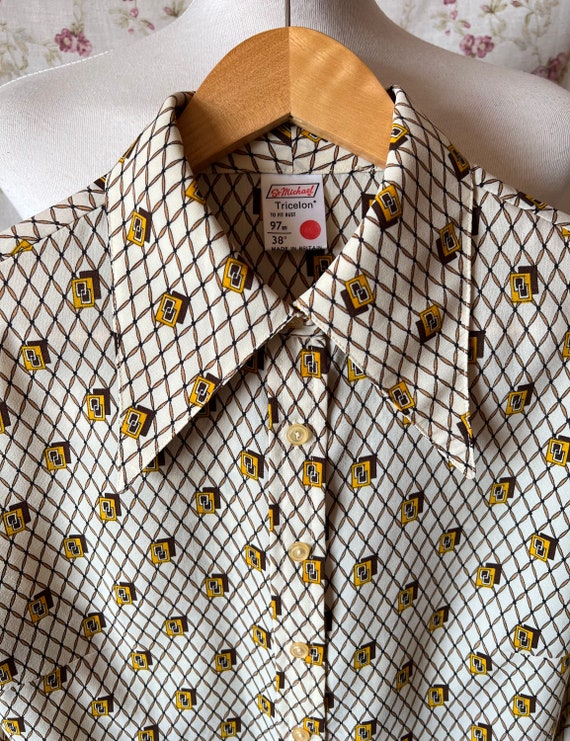 Vintage 70s dagger collar ST Michel shirt, button… - image 10