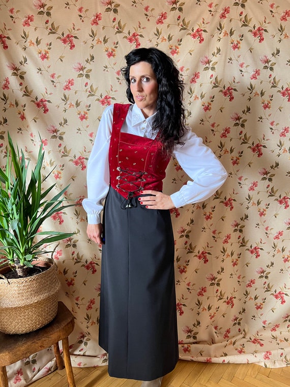 Vintage velvet corset dress, folk dirndl milkmaid… - image 6