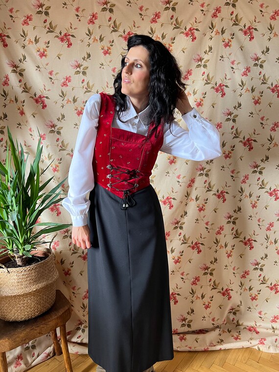 Vintage velvet corset dress, folk dirndl milkmaid… - image 5