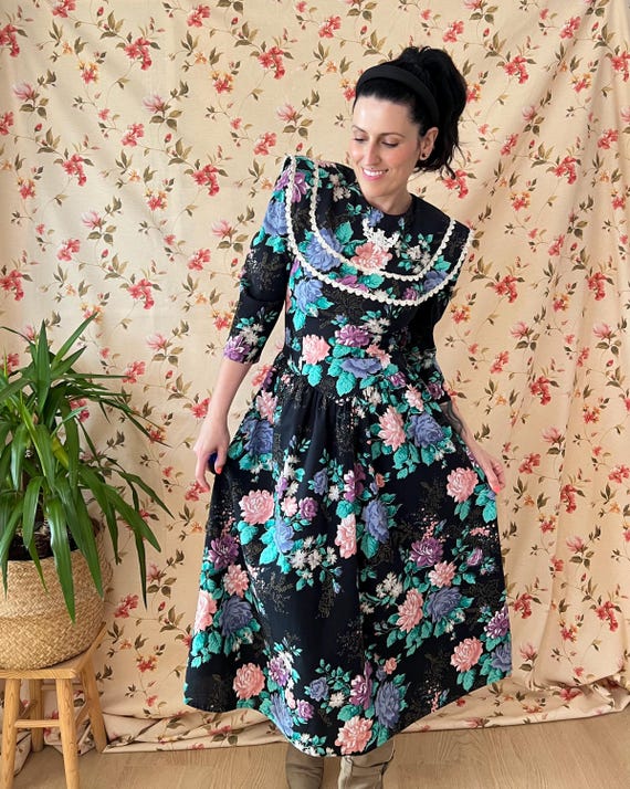 Vintage Floral Dress Big Collar 80s S, Romantic Prairie Navy Blue