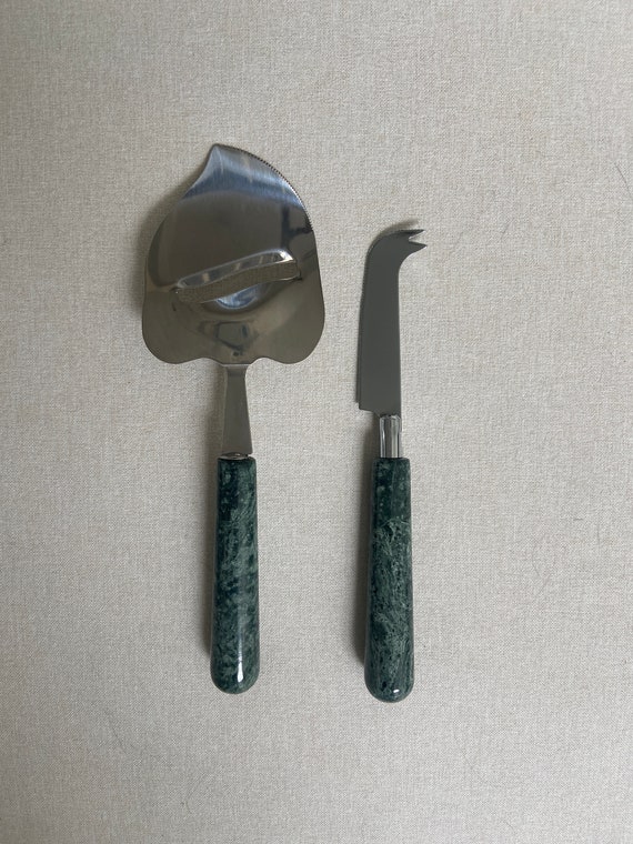 Marble Cheese Knives- 2-Piece Silver Knife Set, Marbleized Green Handled  Cheese Knife Set of 2