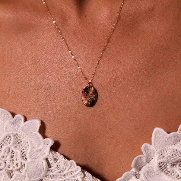 Ivy Grows Wild Pendant Necklace