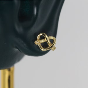 14k Yellow Heart Earrings / Gold Stud Earrings for Her / Best Gift Stud Earrings / Stud earrings for her / Best birthday gifts for her / 18k