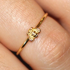 14k Gold Bee ring, gold honey bee ring, Small bee Ring, Gold Bee Ring for Girls, Small Gold Bee Ring, Simple Gold Bee Ring