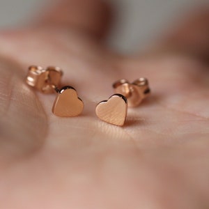 14k Heart Earrings / 14k Earrings / Love Earrings / Baby Earrings Gold