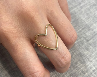 14k gold heart ring / love ring gold / 14k yellow gold ring / heart ring gold / 14k gold ring women / love ring women / 14k rose ring