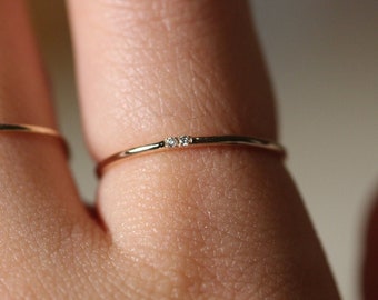 14k Solid Gold - Simple Diamond Ring