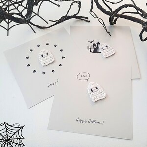 Halloween Grußkarte | Happy Halloween Postkarte | hellgraue Karte mit Umschlag 15x15cm in drei Motiven
