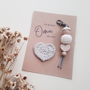 Card for grandma with pendant | world's best grandma | Grandma card kraft paper | Best grandma gift | Gift for grandma | Keyring