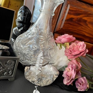 Clear quartz and white howlite pendant