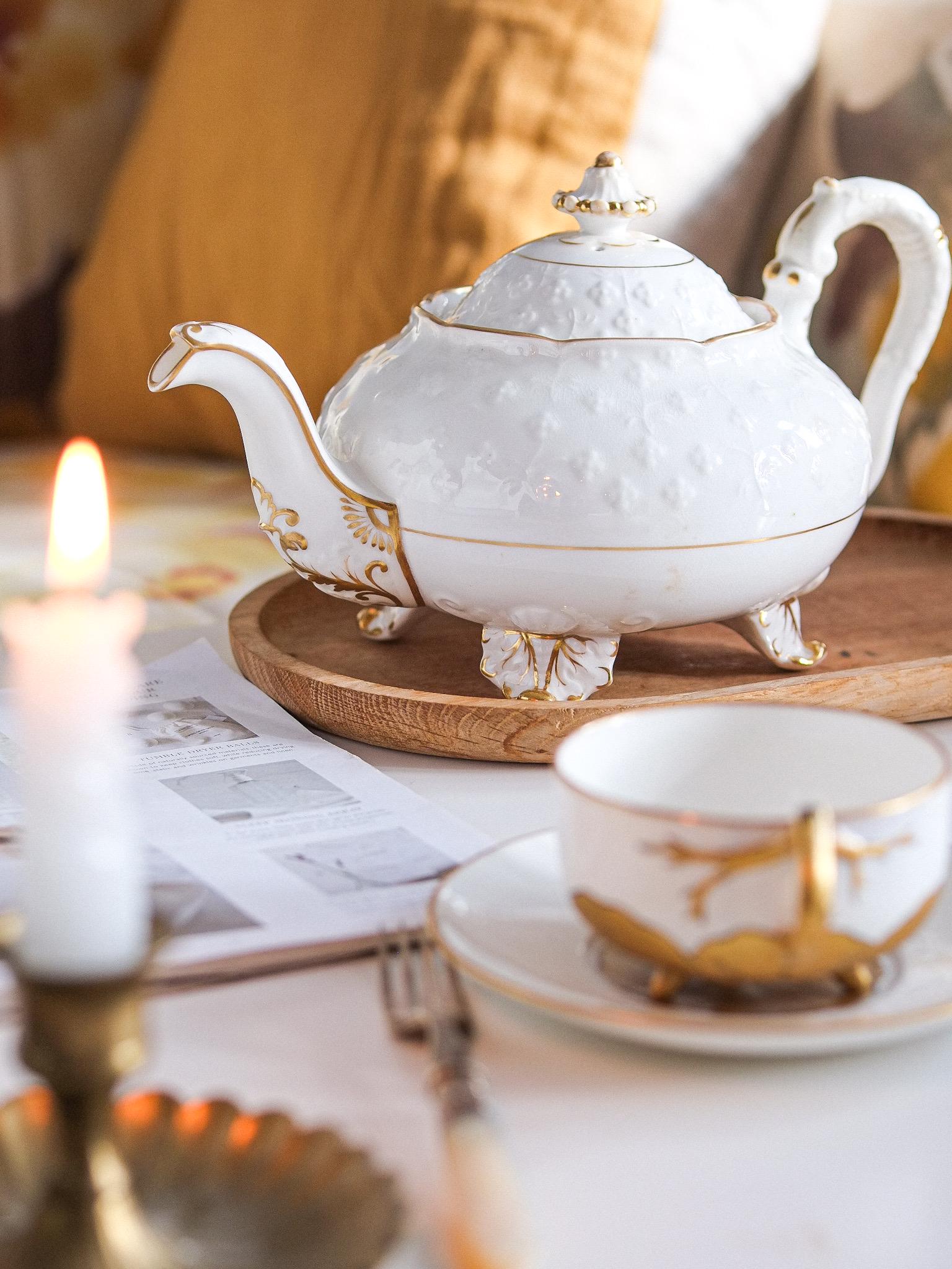 H & R Daniel Porcelain - Etsy