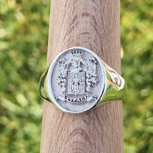 Zegelring familiewapen,handgemaakte sterlingzilveren zegelring,Alle soorten wapens en vormen kunnen op de ring worden gepersonaliseerd,goudzilveren ring