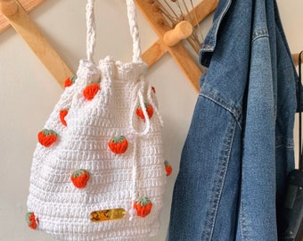 Strawberry Crochet Bag, Cottagecore Drawstring Purse, Handmade Summer Shoulder Bag, Cute Fruit Crochet Tote