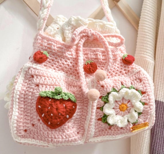 Pink Strawberry Crochet Drawstring Bag – Kawaii Handmade  display picture 1
