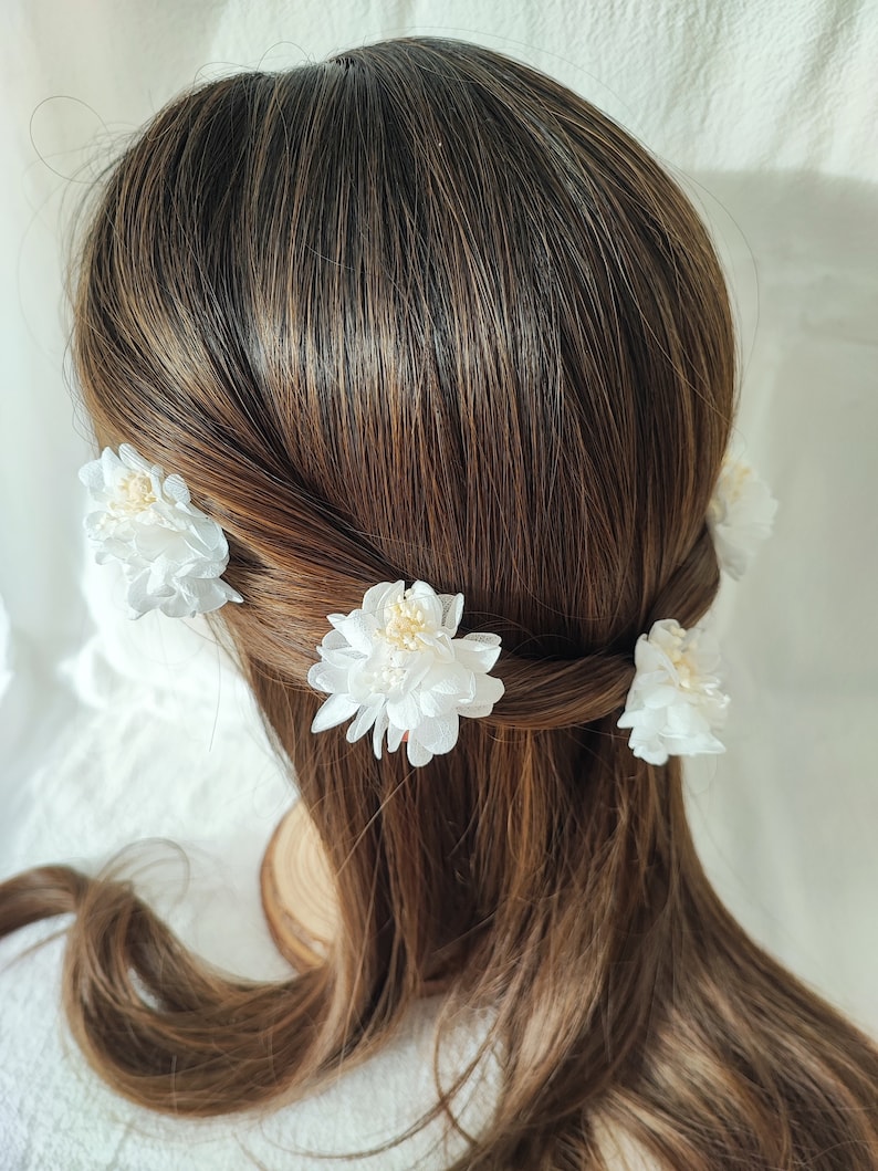 Set of 5 hair clips made of dried and preserved flowers Wedding accessory Bride Bridesmaid WHITE Collection image 10