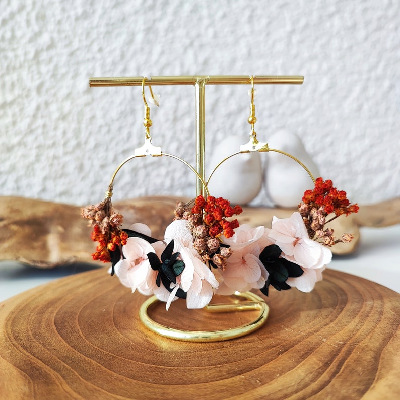 Dried and preserved flower earrings Wedding accessory Bride Bridesmaid ROSACOTTA Collection image 3