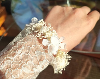 Bracelet en fleurs séchées et stabilisées Accessoire mariage - Mariée - Demoiselle d'honneur Collection BLANC