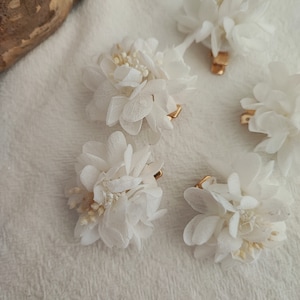 Lot de 5 barrettes à cheveux en fleurs séchées et stabilisées Accessoire mariage Mariée Demoiselle d'honneur Collection BLANC image 5