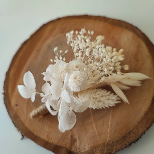 Boutonnière en fleurs séchées et stabilisées Accessoire mariage - Marié - Témoins Collection BLANC