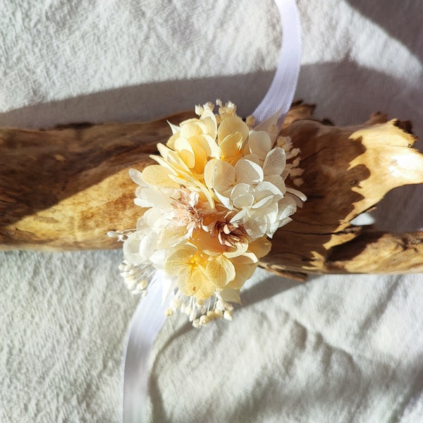 Bracelet en fleurs séchées et stabilisées Accessoire mariage - Mariée - Demoiselle d'honneur Collection ABRICOT