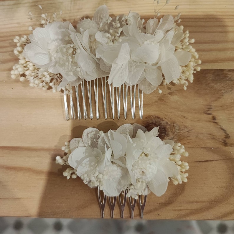 Comb made of dried and preserved flowers Wedding accessory Bride Bridesmaid WHITE Collection image 4