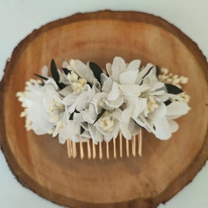 Comb made of dried and preserved flowers Wedding accessory - Bride - Bridesmaid GREEN Collection