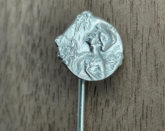 Silberne Jugendstil Anstecknadel Dropsy