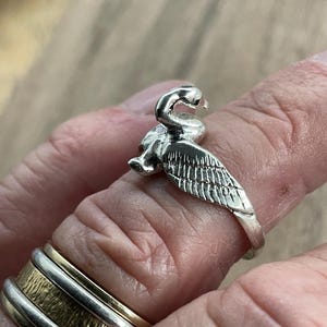 Silver swan ring