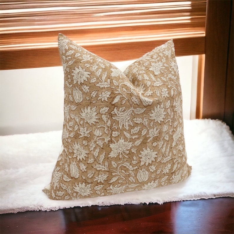 PillowHouseStudio Linen Pillow Cover - Thumbnail 2
