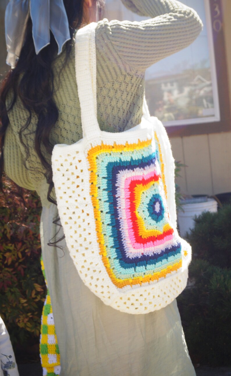 Square Motif Shopping Bag
