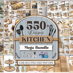 Può includere: Un collage di design per la cucina tagliati al laser. L'immagine centrale presenta un cartello con il testo "550+ Designs KITCHEN Mega Bundle" e un mattarello. Sono esposti vari oggetti a tema cucina in legno, tra cui vassoi e pezzi decorativi.