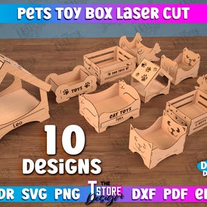 Peut inclure: Dix modèles de boîtes à jouets pour animaux de compagnie découpés au laser. Les modèles comprennent une maison, une caisse et un lit. Les modèles sont en bois et ont une épaisseur de 3 mm. Les modèles sont disponibles aux formats CDR, SVG, PNG, DXF, PDF et EPS.