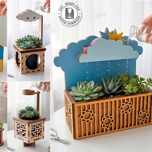 Könnte beinhalten: Fünf lasergeschnittene Sukkulenten-Pflanzgefäß-Designs. Die Pflanzgefäße sind aus Holz gefertigt und weisen verschiedene Formen auf, darunter ein Puzzle, eine Wolke mit Regen und ein geometrisches Muster. Das Bild enthält auch den Text "CUT READY FILE" und "DIGITAL DOWNLOAD".
