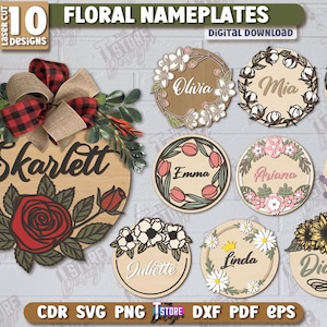 Puede incluir: Placas de nombre florales de madera con varios diseños florales y nombres. La imagen incluye una placa de nombre grande con el nombre "Skarlett" y una rosa roja. Las placas de nombre adicionales presentan nombres como "Olivia", "Mia" y "Adeline". El texto "FLORAL NAMEPLATES" está en la parte superior.
