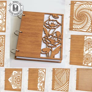 Puede incluir: Una taza de cerámica blanca con un asa negra y el texto "But First, Coffee" en negrita negra. La taza está llena de un líquido oscuro, probablemente café, y se encuentra sobre una superficie clara.