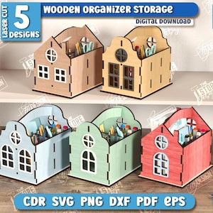 Puede incluir: Unidades de almacenamiento organizador de madera con forma de casa. Las unidades son de varios colores: marrón claro, amarillo, azul claro, verde y rojo. Cada casa tiene ventanas y una ventana redonda. El texto "Wooden Organizer Storage" es visible.