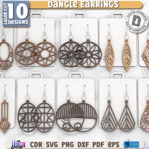 Può includere: Una collezione di dieci modelli di orecchini pendenti tagliati al laser. Gli orecchini, in tonalità marroni e grigie, sono esposti su cartoncini bianchi, mostrando forme geometriche e astratte. Il testo "DANGLE EARRINGS" e "10 DESIGNS" è incluso.