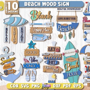 Könnte beinhalten: Eine Sammlung von lasergeschnittenen Holzschildern zum Thema Strand. Die Schilder zeigen Sätze wie "Beach", "Happy Place" und "Good Vibes Only" sowie nautische Elemente wie einen Leuchtturm, einen Anker und ein Surfbrett. Die Farbpalette umfasst Blau, Weiß und Beige.