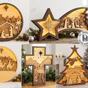 Può includere: Una collezione di cinque presepi in legno tagliati al laser con sagome a strati di figure, animali ed edifici. Le forme includono un cerchio, una stella cadente, una croce e un albero di Natale, tutti illuminati da una luce posteriore.