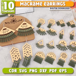 Puede incluir: Una colección de 10 diseños de pendientes macramé cortados con láser. Los pendientes presentan intrincadas formas de madera con flecos verde oliva. La imagen incluye el texto "Macrame Earrings" y "Digital Download".