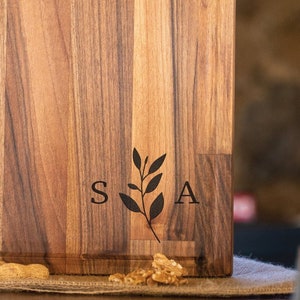 Engagement Gift, Personalized Wedding Gift, Anniversary Gift, Wedding Cutting Board, Personalized Cutting Board, Custom Cutting Board