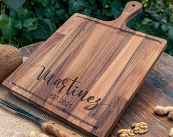 Mothers Day Gift,Charcuterie Board,Personalized Serving Board With Handle,Monogrammed,Personalized Cheese Board,Engagement,Bridal Shower